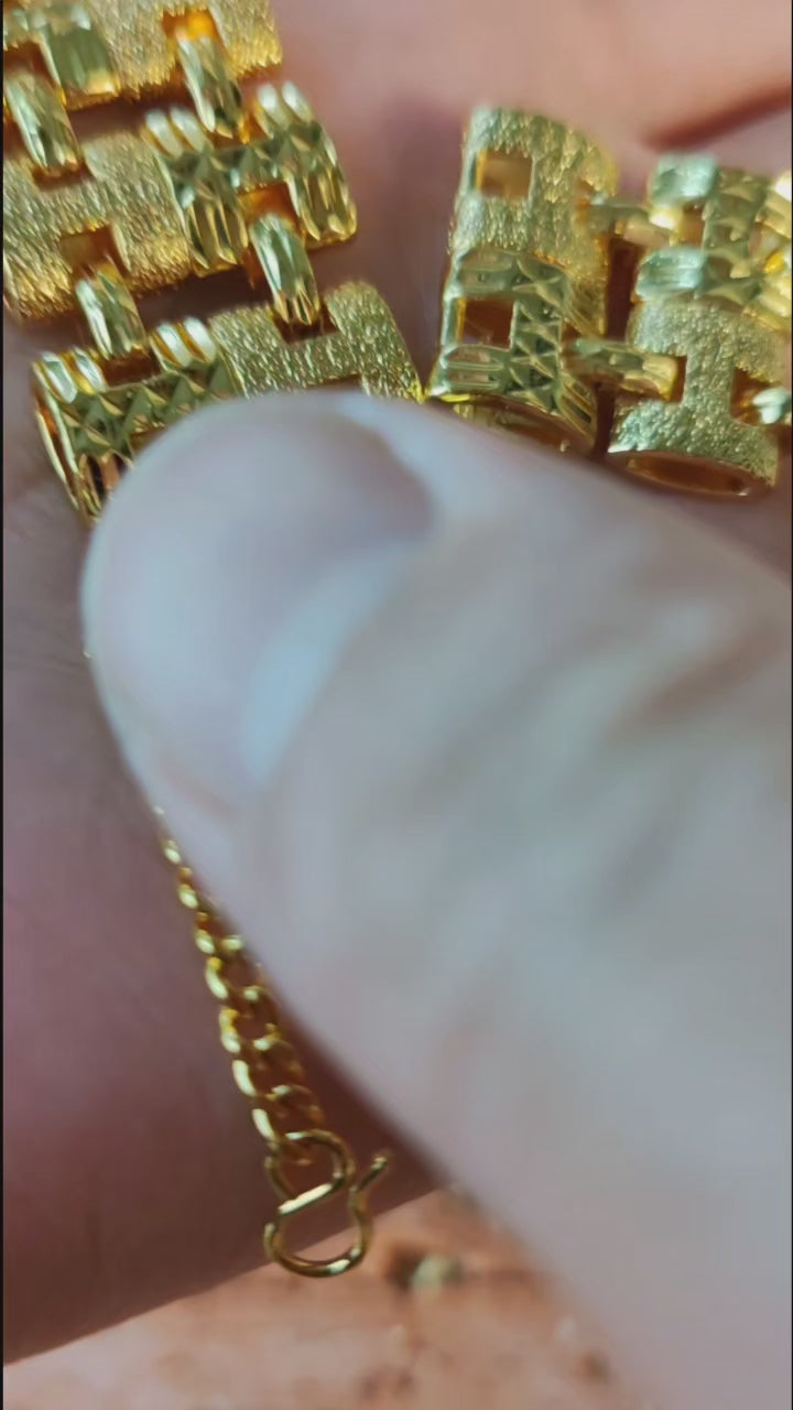 Myth.Co (57g) (LEBAR :20mm) Gelang corak HH | Emas Aloi GP Premium (Saduran Emas 24 K)